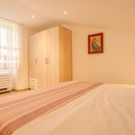 Apartment Hrabric 니바이스 외부 사진
