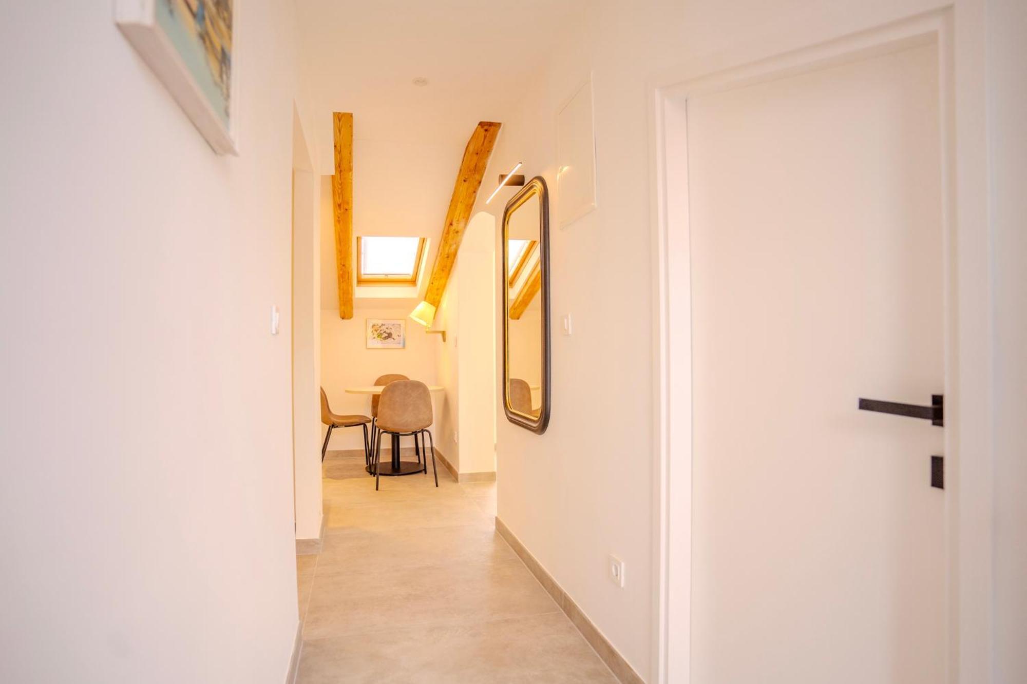 Apartment Hrabric 니바이스 외부 사진